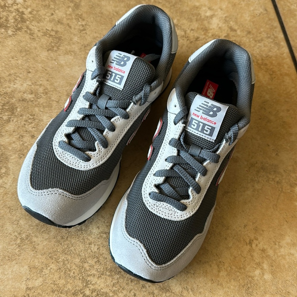 Men New Balance size 7